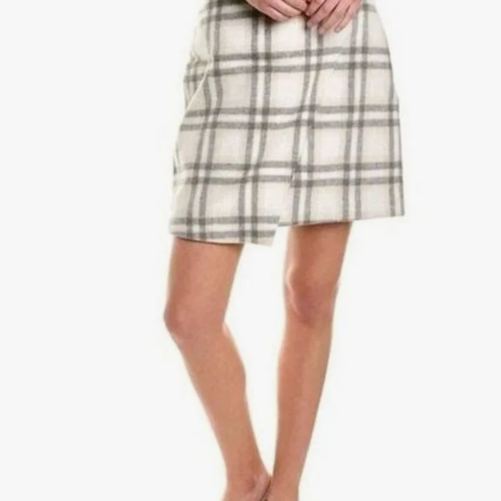 Bagatelle Asymmetrical soft white gray plaid skirt, size small NWT